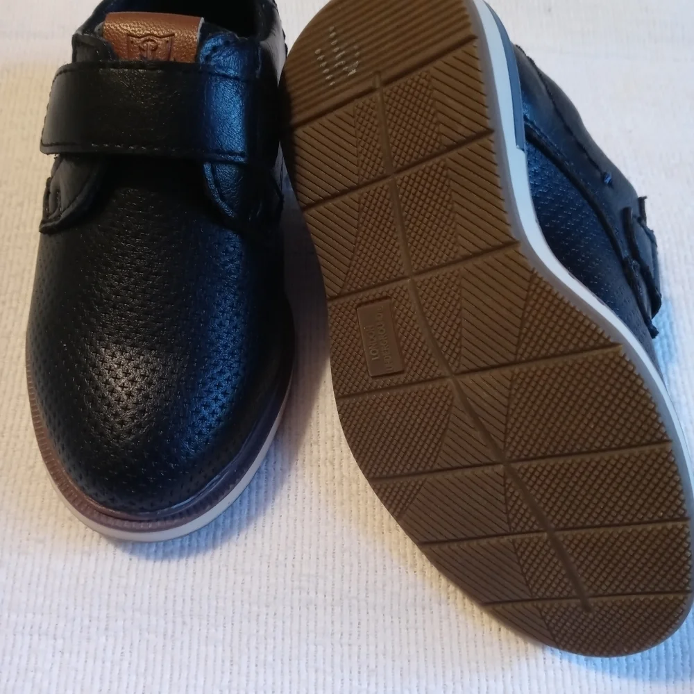 London Underground toddlers boys dress shoes size 5